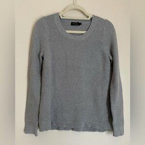 Women’s L Roolee Sweater